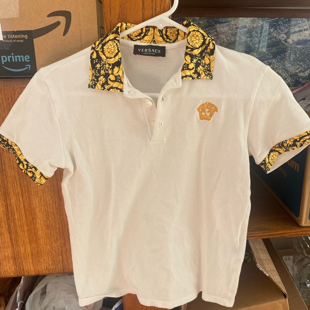 Versace white polo boy’s size 10A gold & black collar borocco medusa emblem